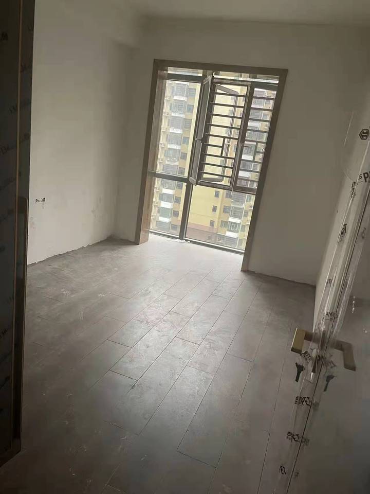 中国铁建国际城（铁建城）法拍房21栋1004号