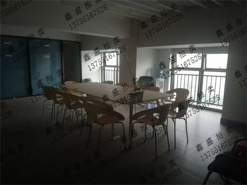 山水华景家苑法拍房南栋B座1804室