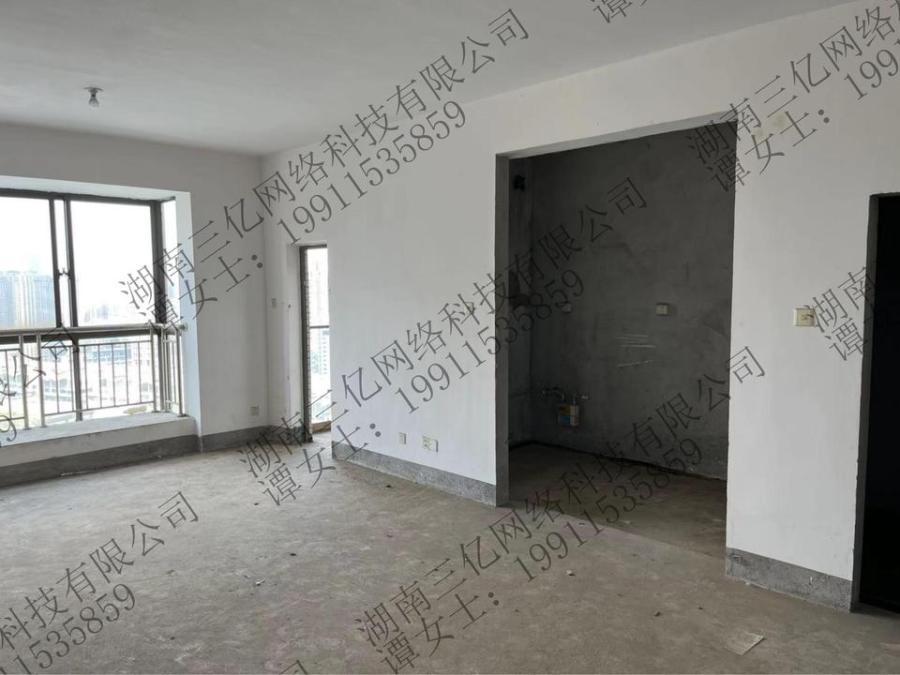金房万树丹堤（玲珑湾园）法拍房2栋2806号