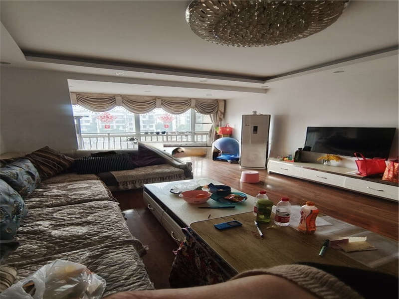 恒广国际景园法拍房6栋403号