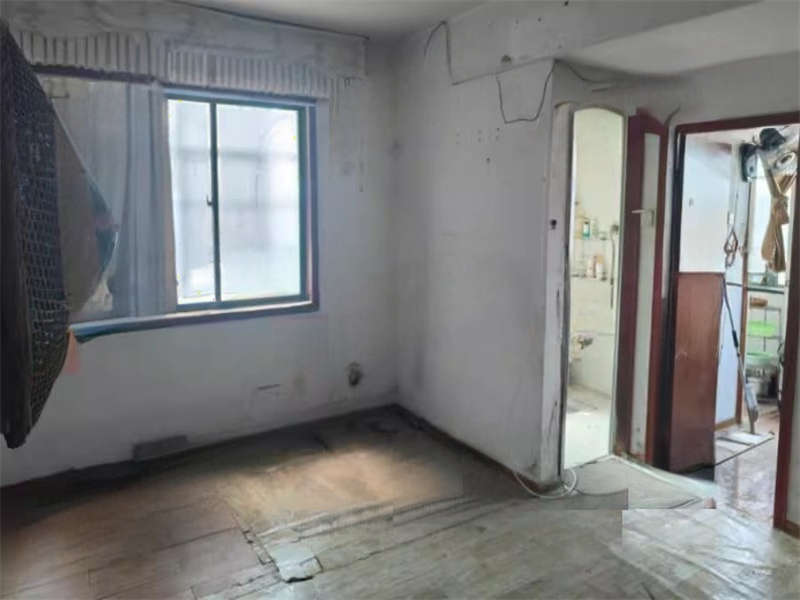 东方银座法拍房2414号