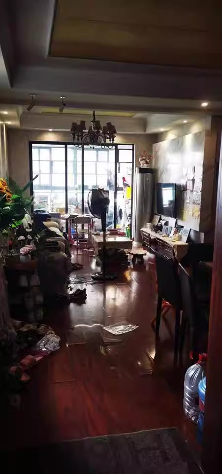 弘德好莱城（宜居雅苑）法拍房1栋 602号