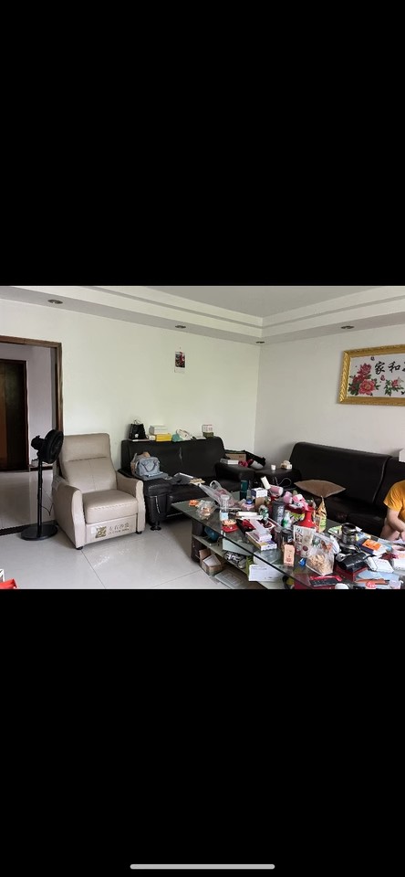 金泰小区法拍房4栋601房