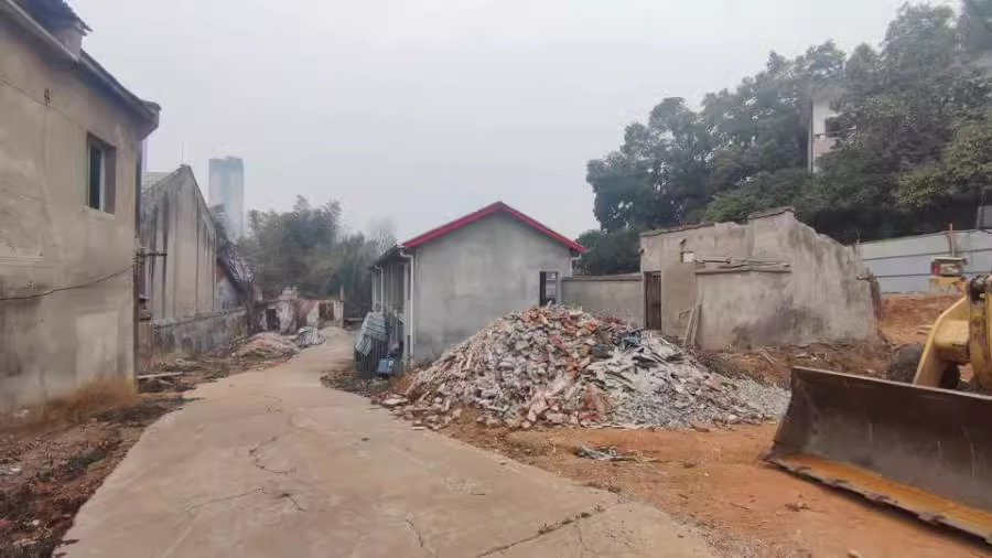 中岭村1宗工业用地（超便宜）