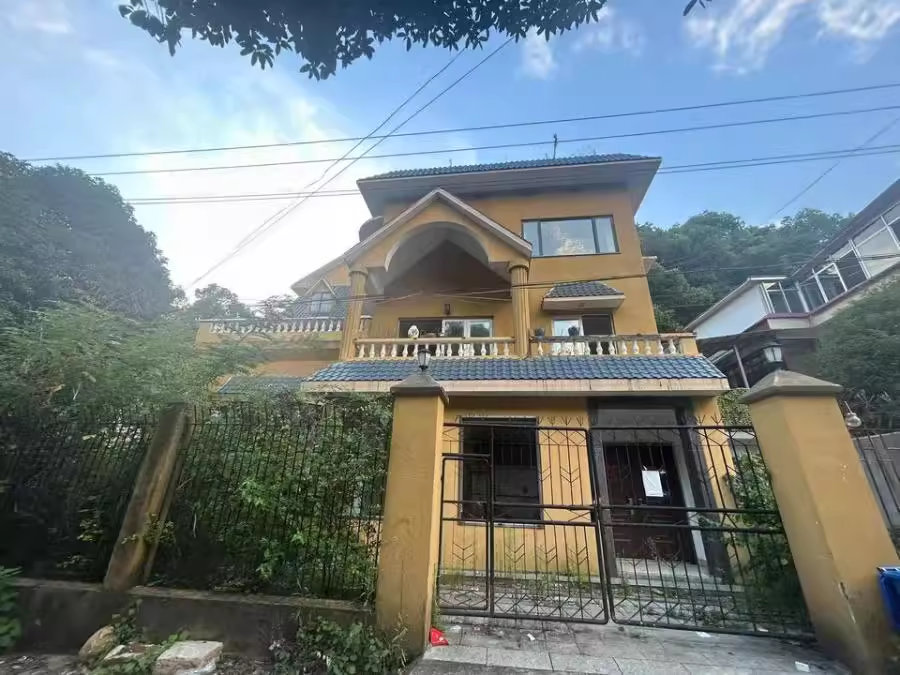 （8折 独栋别墅）洪山翠园法拍房A7号全部