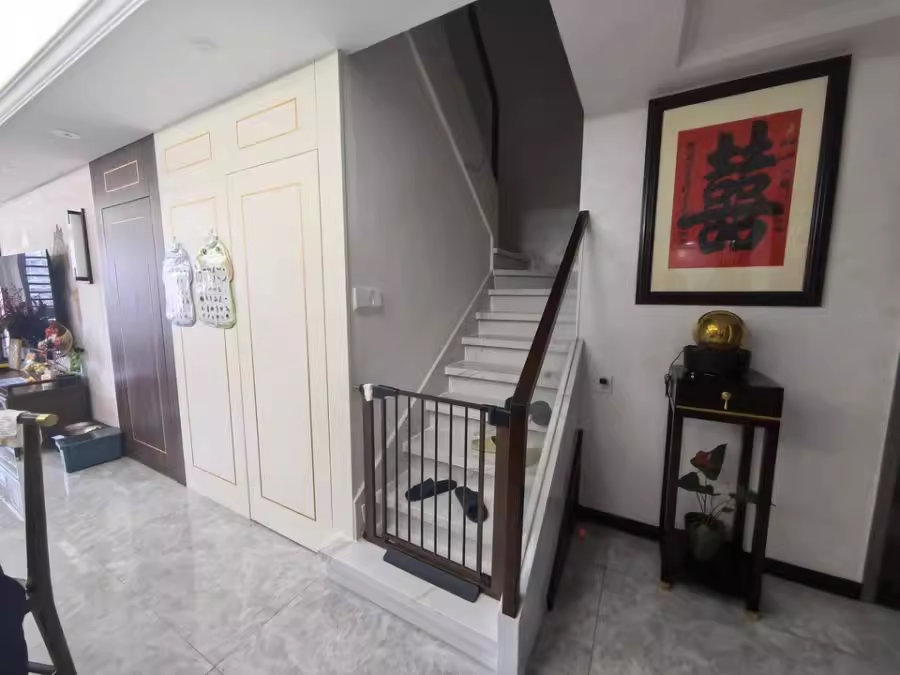 （双学位）建发央著法拍房6栋3805室
