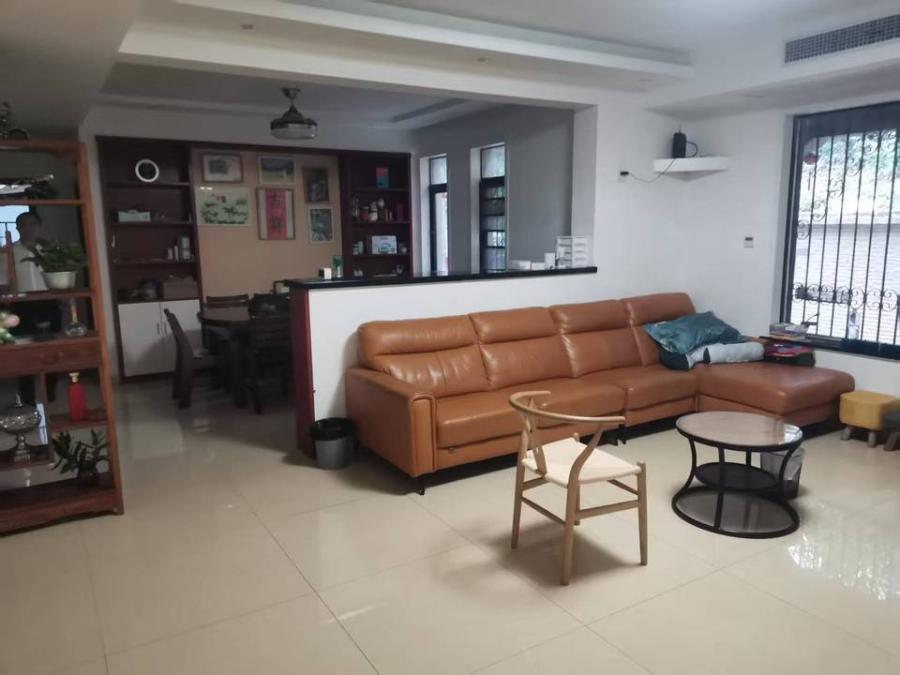 （花园下叠）中城丽景香山园法拍房15栋104号